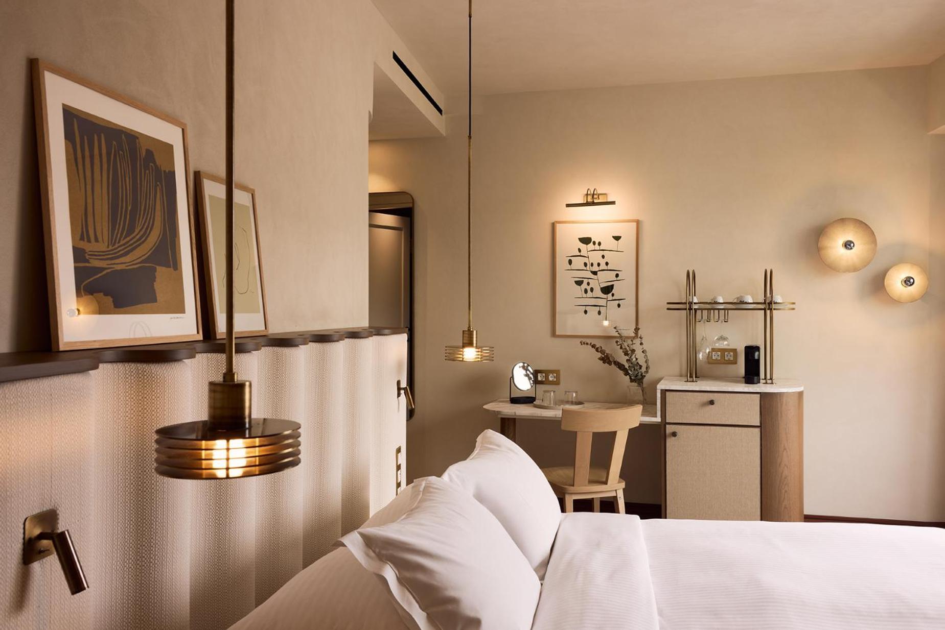 Hotel A For 3*